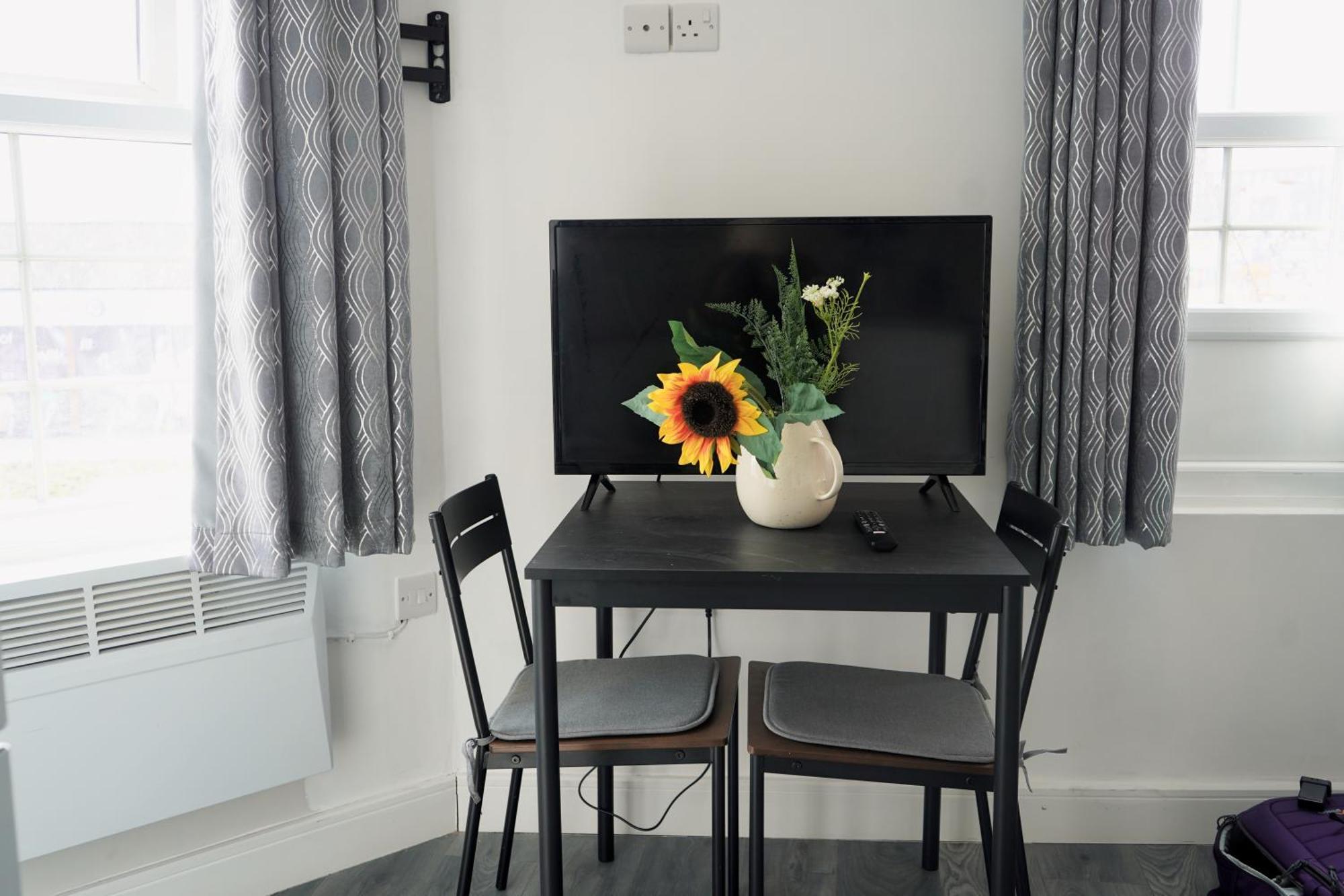 Bright And Spacious Studio In Central Birmingham Exteriör bild
